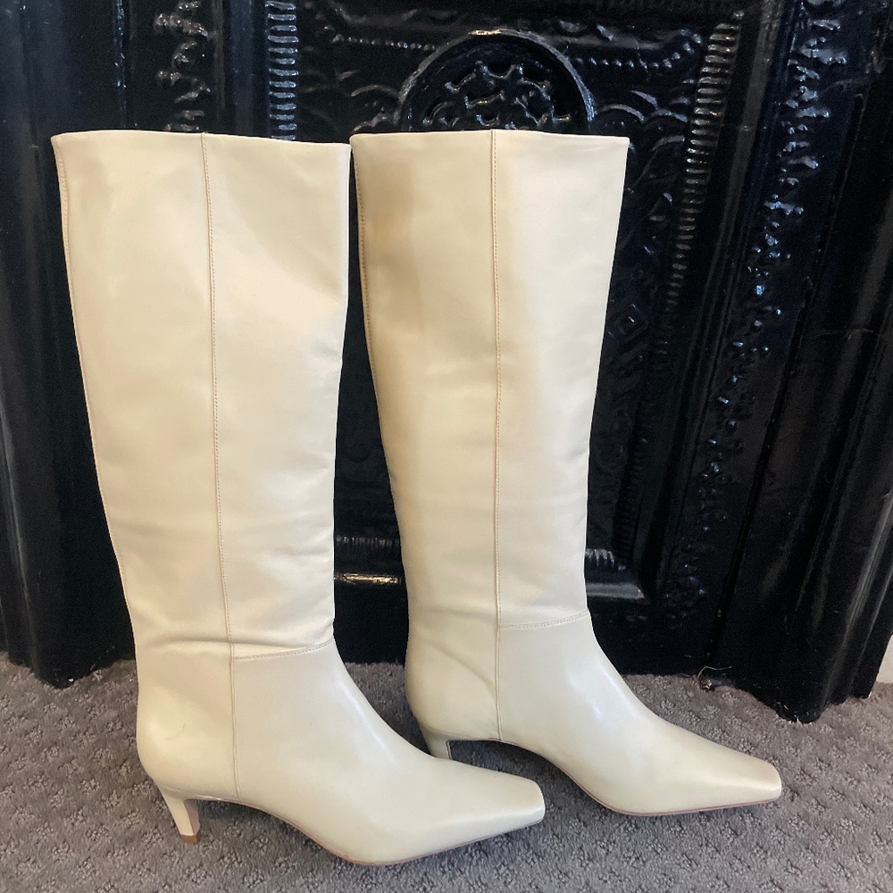 Brand new Reformation Remy boots